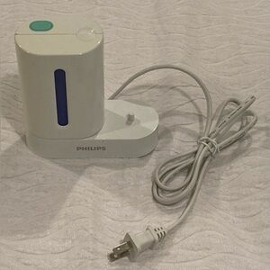 Philips Sonicare UV Sanitizer and Charging Station Model HX6160 Pre-owned